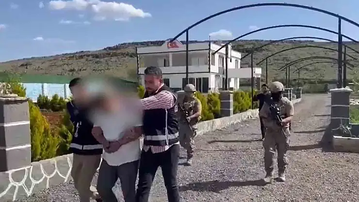 Kesinleşmiş 39 yıl cezası olan şahıs bağ evinde yakalandı