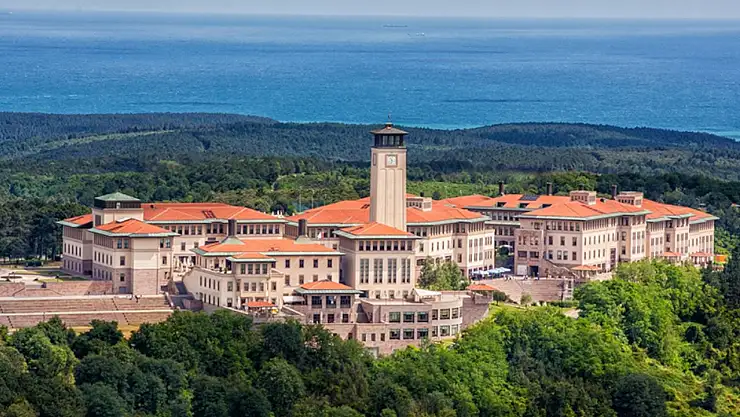 Koç Üniversitesi ve Ümit Özdağ olayla ilgili açıklama yaptı