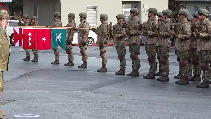 Komandolar 7 yıl sonra kışlasına döndü 