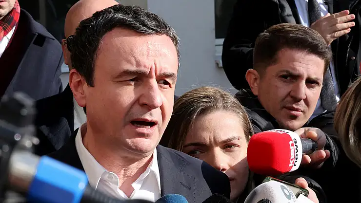 Kosova Başbakanı Albin Kurti istifasını sundu