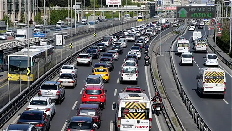 Kurban Bayramı trafik tedbirleri açıklandı! Hangi araçlar hangi yolları kullanacak?