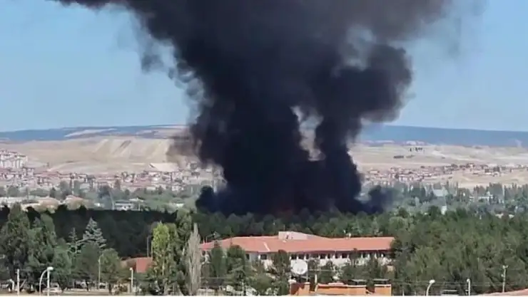 Kütahya Hava Er Eğitim Tugay Komutanlığı yemekhanesinde yangın!
