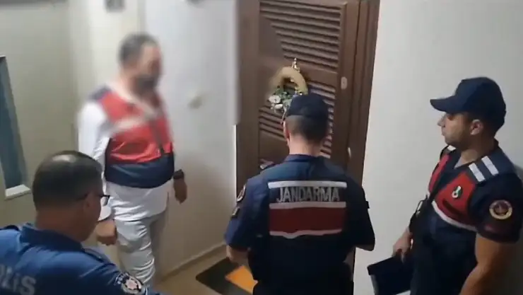 KUYU-17: Adana Merkezli Operasyonda Ahmet Kurt'un Suç Örgütü Çökertildi, 14 Kişi Yakalandı