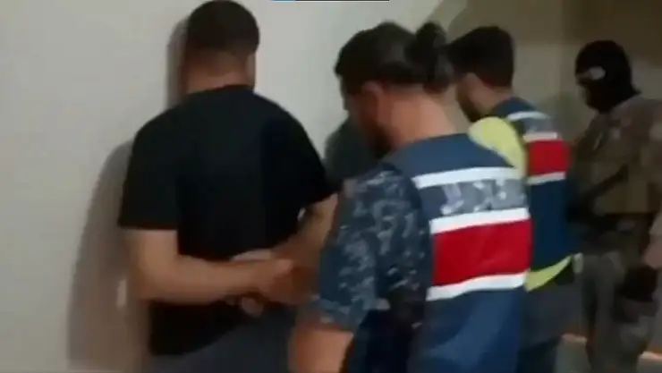 KUYU-20: İstanbul'da 2 Suç Örgütü Çökertildi, Elebaşları Dahil 11 Kişi Tutuklandı