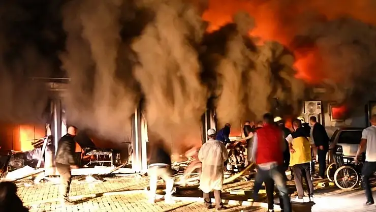 Kuzey Makedonya'da gece kulübünde yangın: En az 51 ölü