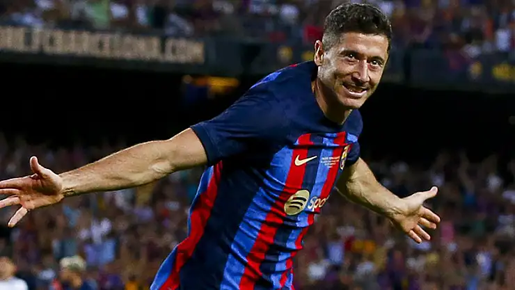 Lewandowski Barcelona'dan ayrılacak mı?
