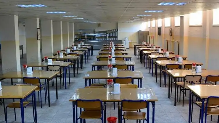 Lise kantininde cinayet: İki kadın vuruldu!