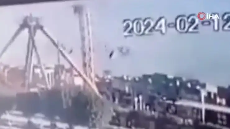 Lunaparkta Feci Kaza, Dönen Salıncak Yere Çakıldı