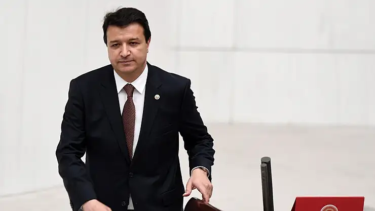 Mahmut Arıkan'dan emekli aylığına kahkaha atan AK Partili vekillere sert tepki