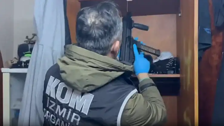 MAHZEN-13 2 Ayrı Suç Örgütü Çökertildi, 25 Şüpheli Yakalandı