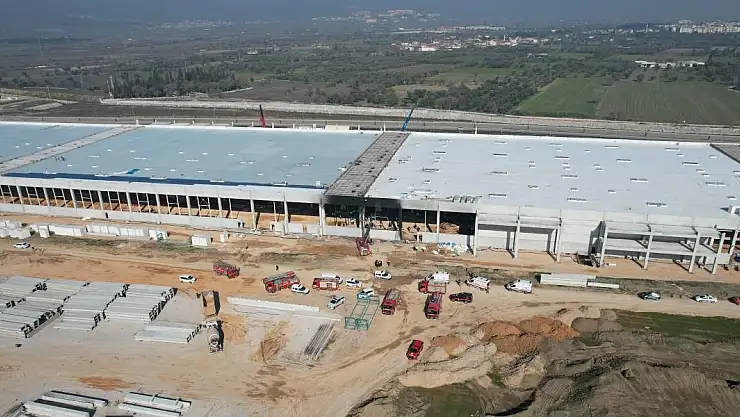 Manisa'da Fabrika Yangını 2 İşçi Yanarak Can Verdi