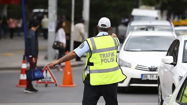 Meclis'te trafik Kanunu teklifi görüşülecek: Yol kesme suç sayılacak!