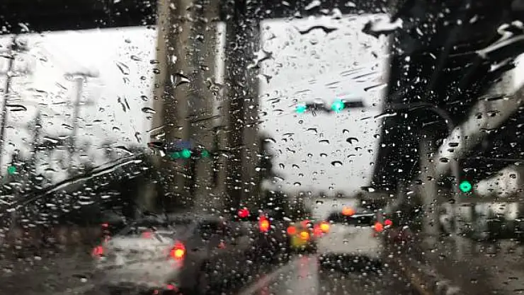 Meteoroloji'den 20 İle Sarı Kodlu Uyarı! Bugün Hava Kaç Derece Olacak?