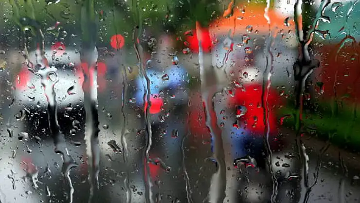 Meteoroloji'den 3 bölgede sağanak uyarısı: Saat verildi!