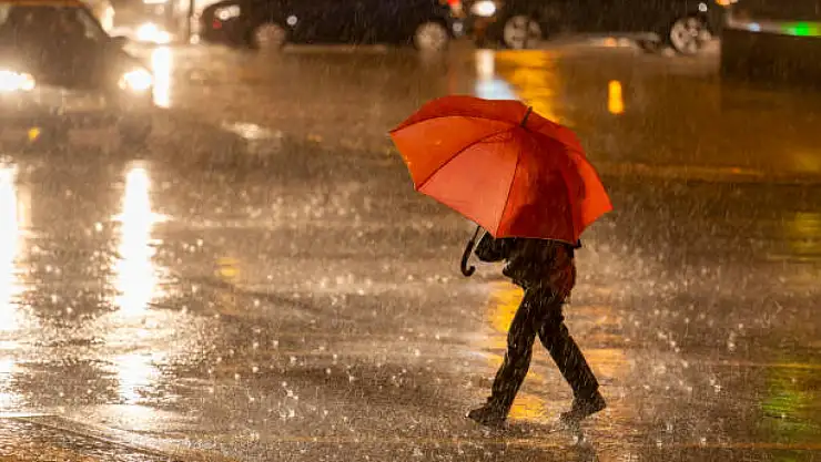 Meteoroloji'den 31 İle Sarı ve 2 İle Turuncu Kodlu Uyarı! İşte O İllerin Listesi