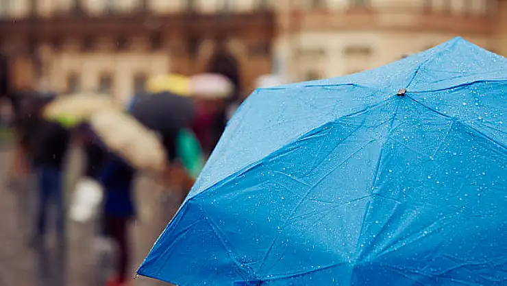 Meteoroloji'den 7 İle Sarı Kodlu Uyarı! Bayramda Yağış Olacak Mı?