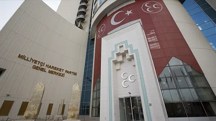 MHP'de İstifa Depremi! 8 İlçe Başkanı 'Bizler adamın adamı değil, davanın adamlarıyız' Dedi