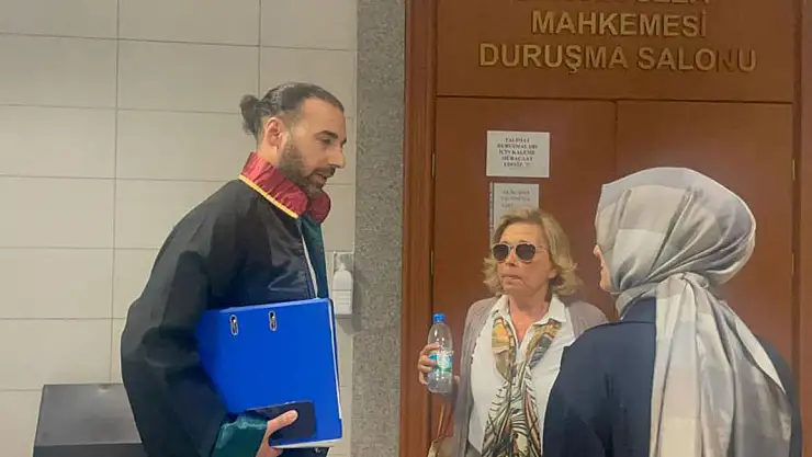 Nazlı Ilıcak Yeniden Cezaevine Girdi