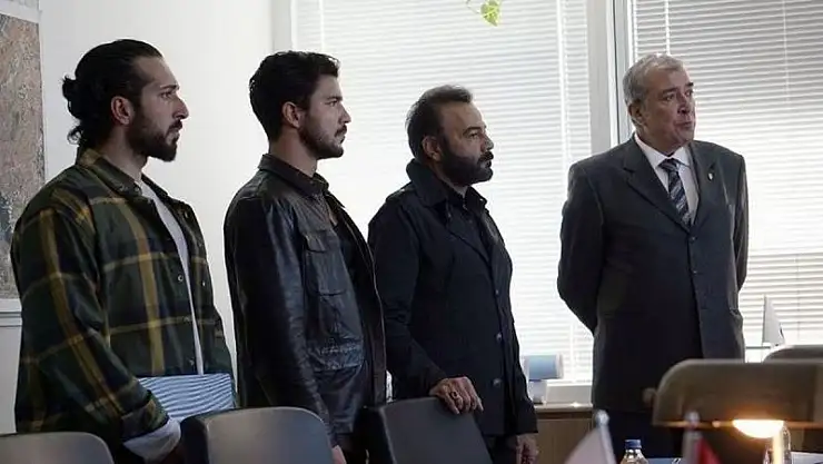 Sipahi 2. Bölüm Show Tv 19 Aralık Pazartesi Yeni Bölüm Fragmanı İzle.. Son Bölüm Fragmanı İzle..