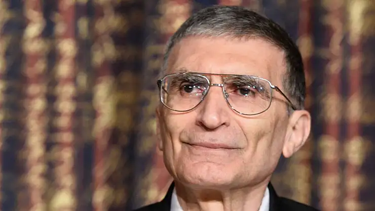 Nobel ödüllü bilim insanı Aziz Sancar'a KKTC vatandaşlığı verildi