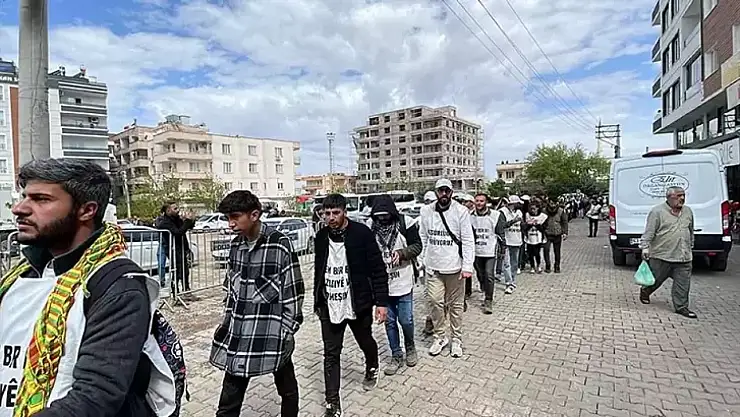 Öcalan'ın doğum günü nedeniyle Halfeti'ye gitmek isteyen gruba izin verilmedi