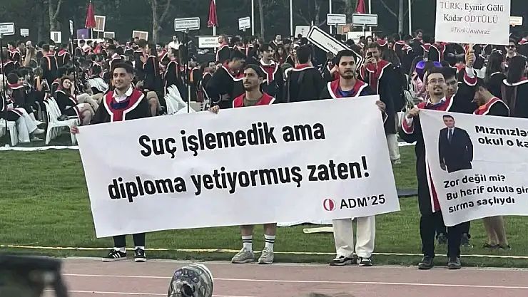 ODTÜ'deki mezuniyet töreninde 'diploma' ve '19 Mart eylemleri' vurgusu