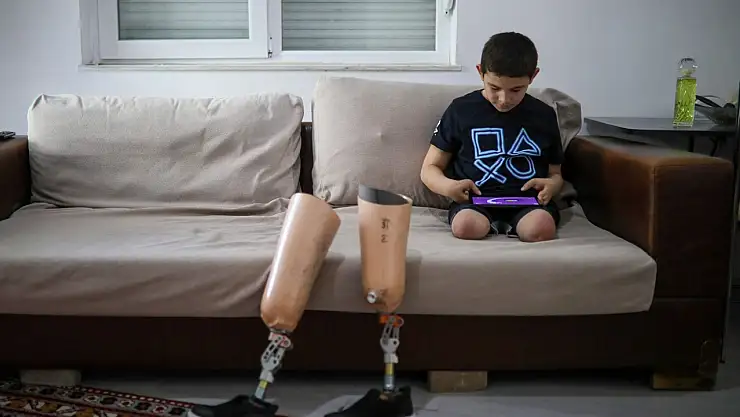 Oğlunun protez bacakları için kredi çeken kadın hapse girecek! İşte acılı annenin feryadı