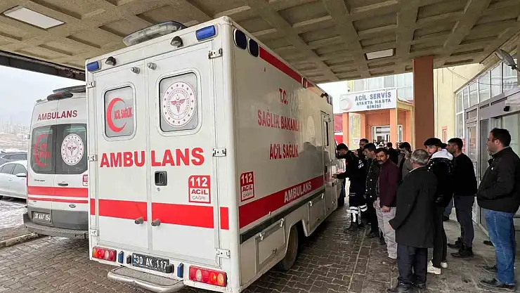 Öğrenciler Okulda Yedikleri Yemekten Zehirlendi