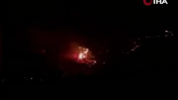 Orman yangınında yüksek gerilim hattı bomba gibi patladı!