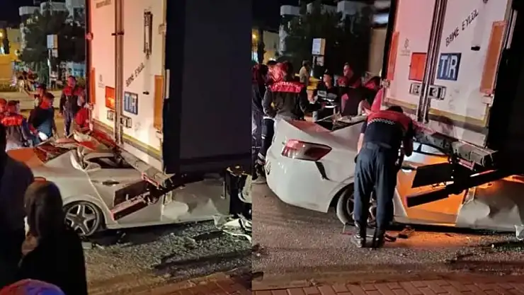 Otomobil TIR'ın altında girdi: 2 kişi can verdi