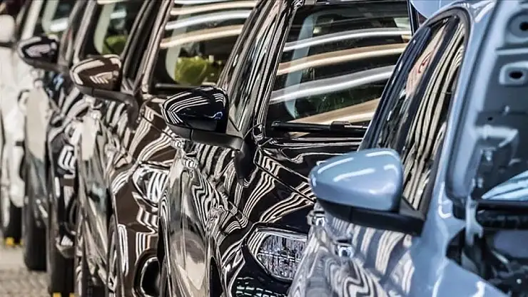 Otomobillerdeki ÖTV Oranları İkinci Kez Arttı: Tesla ve Togg'a Dev Zam!