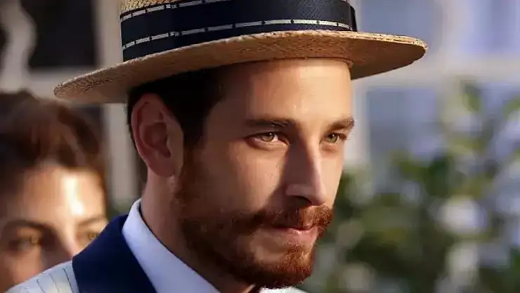 Oyuncu Cem Yiğit Üzümoğlu, boykot çağrısı nedeniyle gözaltına alındı