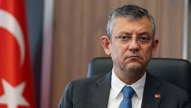 Özgür Özel'den, Aziz Yeniay'a geçmiş olsun telefonu