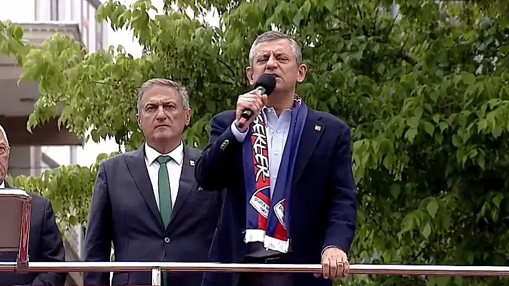 Özgür Özel'den Düzce'de Darbe Çıkışı! Erdoğan'a Diploma Göndermesi