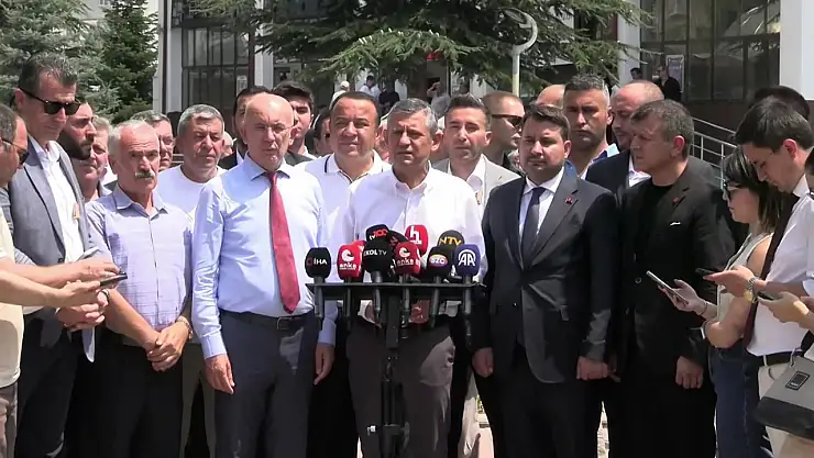 Özgür Özel'den Komisyon ve Grev Kararı Açıklaması