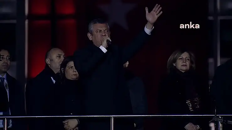 Özgür Özel Ey Tayyip Erdoğan Sen En Çok Sokaklardan Korkarsın Artık Sokaklardayız, Meydanlardayız