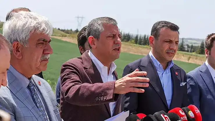 Özgür Özel, İmamoğlu'nu Ziyaret Etti