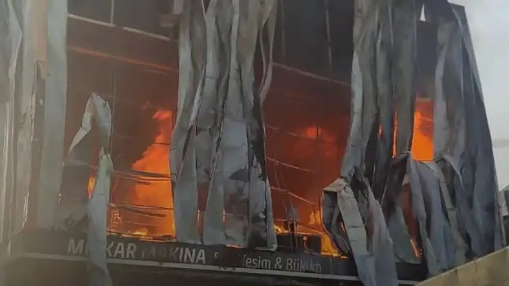 Parfüm Deposunda  Facia! 6 Kişi Hayatını Kaybetti