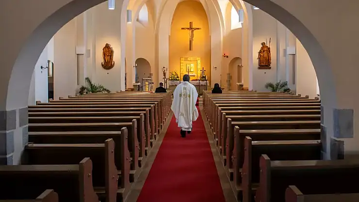 Pedofili Suçundan Tutuklanan Rahibeye Hapis Cezası