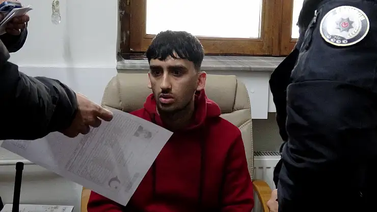 Photoshop İle Sahte Yol İzin Belgesi Yapan Afgan Yolcu Yakalandı