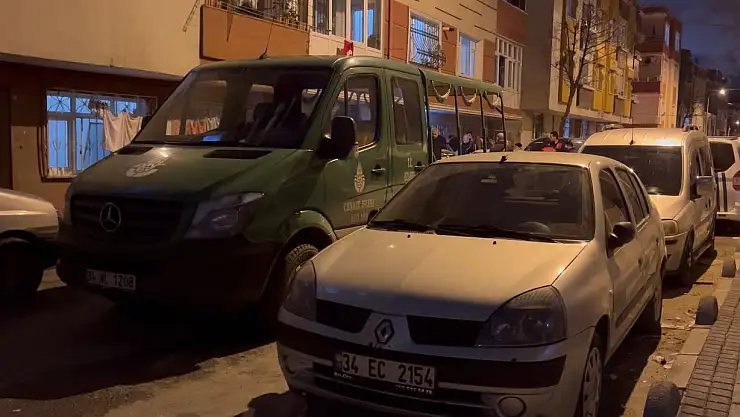 Pskolojik sorunlu adam annesini bıçaklayıp öldürdü