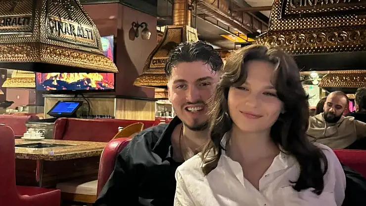 Rapçi Blok3 Oyuncu Sevgilisinden Ayrıldı Mı?