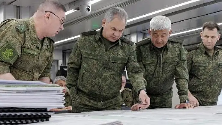 Rusya savaşa hazırlanıyor! Asker sayısı 1,5 milyona çıkartılacak