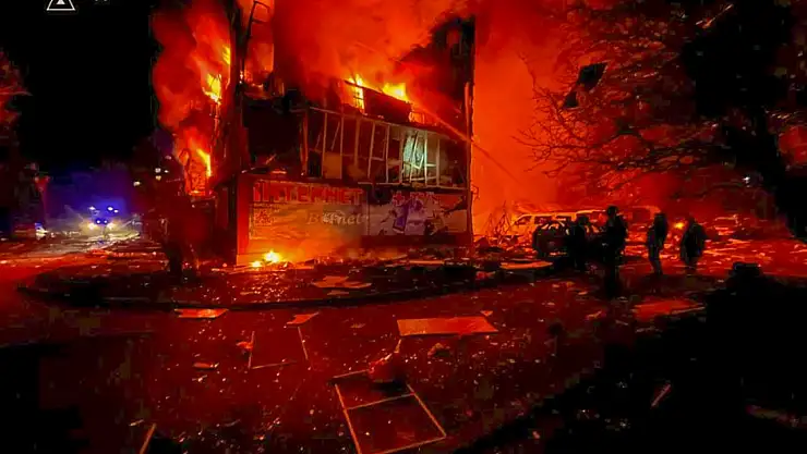 Rusya Ukrayna'da bir kasabayı vurdu! Bilanço ağır