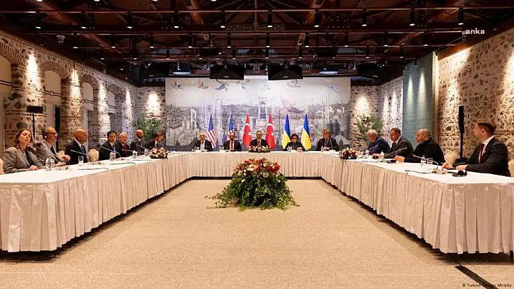 Rusya ve Ukrayna Karşılıklı Olarak 270 Asker Ve 120 Sivili Serbest Bıraktı