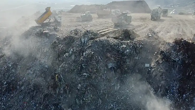 Sadece Deprem Molozu mevzuata uygun