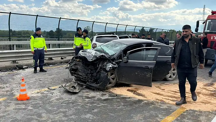 Sakarya'da köprü üzerinde kaza: Göreve giden iki jandarma şehit oldu