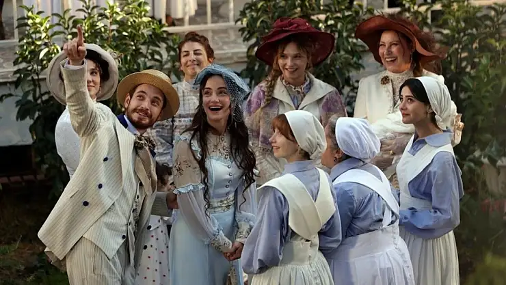 Şakir Paşa Ailesi Mucizeler ve Skandallar dizisinin setinde yine yangın çıktı: 1 ölü