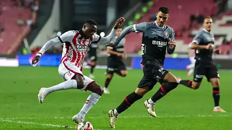 Samsunspor : 3 -  Fatih Karagümrük: 2