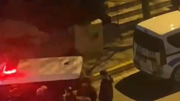 Sarhoş Sürücü Drift Atarken Polis Aracına Çarptı